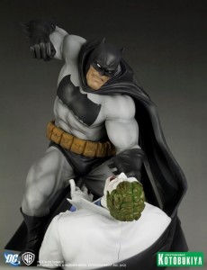 Dark-Knight-Returns-Batman-Statue